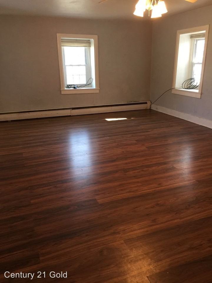 220 Kohler Rd - Photo 3 of 8