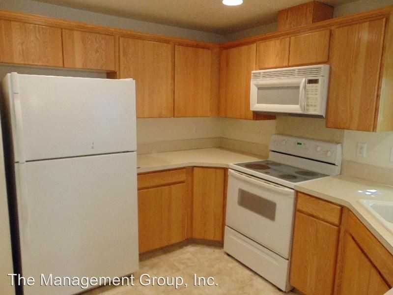 11715 NE 31st St - Photo 3 of 15