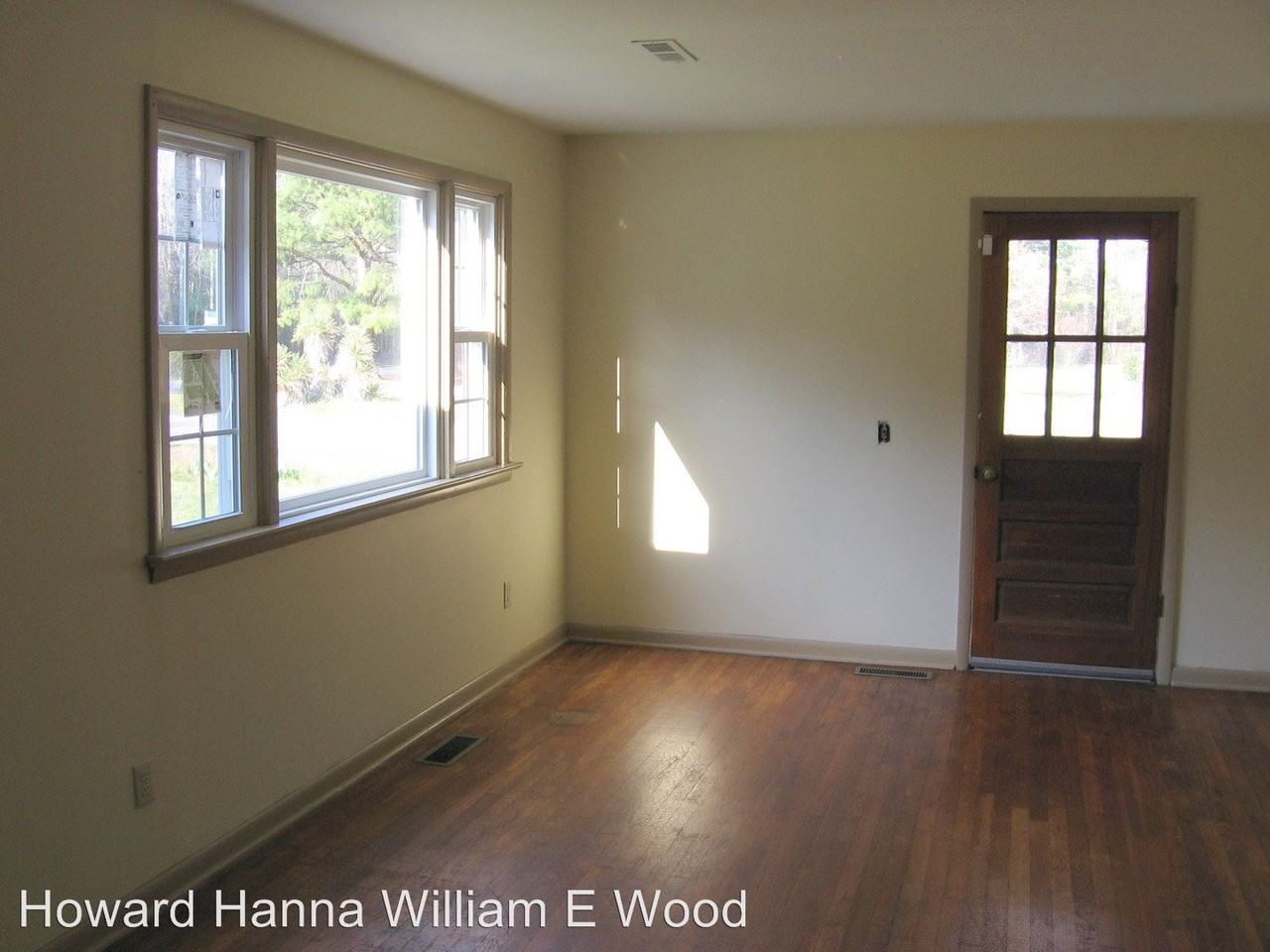 2942 Golden Hill Rd - Photo 3 of 17