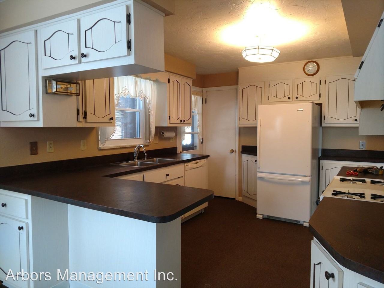 1531 Main Blvd - Photo 2 of 11