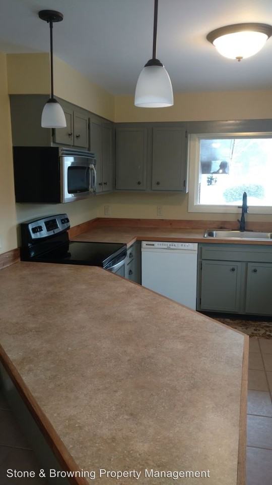 15 Bolster Rd - Photo 3 of 14