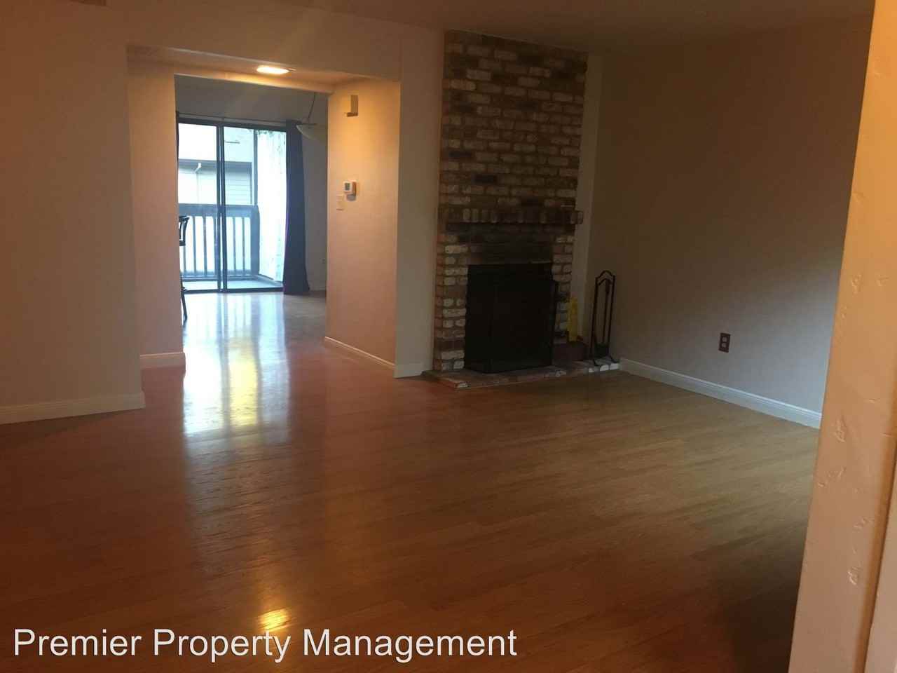 879 Redwood Ct - Photo 2 of 28