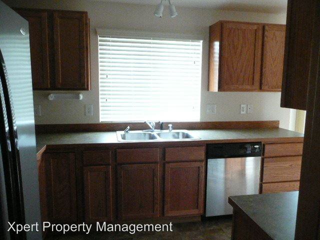 1200 Ashland St - Photo 3 of 9