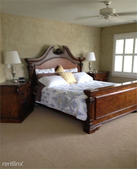 3315 Martinique Ave - Photo 2 of 12