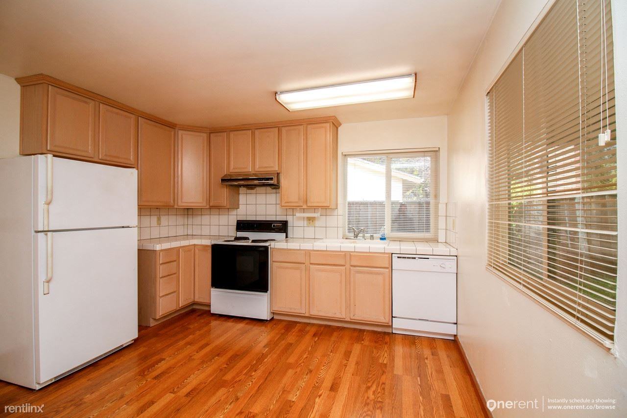 1778 Olivetree Dr - Photo 2 of 17