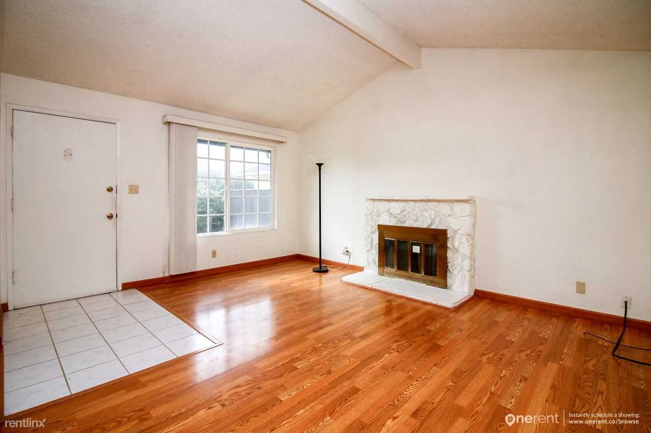 1778 Olivetree Dr - Photo 3 of 17