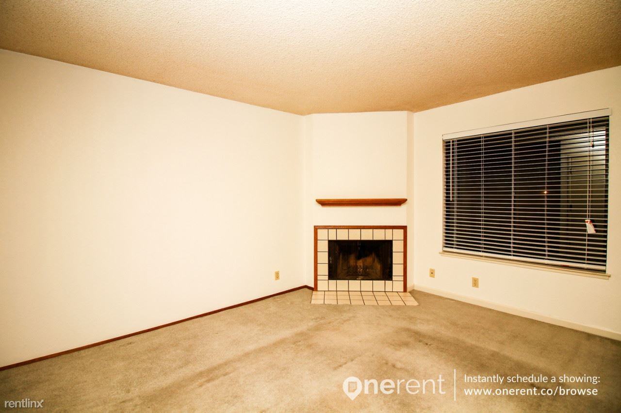 380 Coyote Creek Cir - Photo 2 of 10