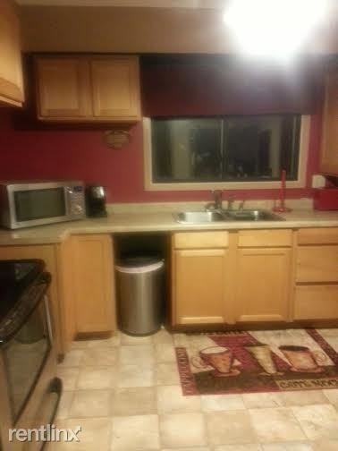 2411 Hennepin Ave - Photo 2 of 6
