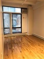 12 Stoneholm St #304