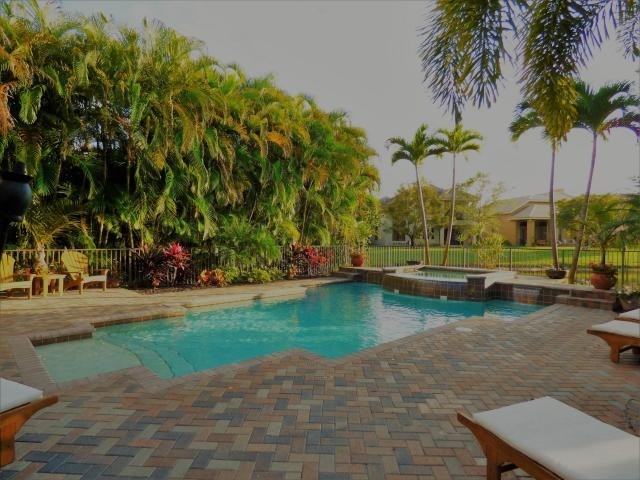 3501 Collonade Dr - Photo 2 of 9