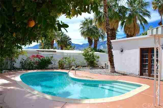 520 N Monterey Rd - Photo 3 of 38