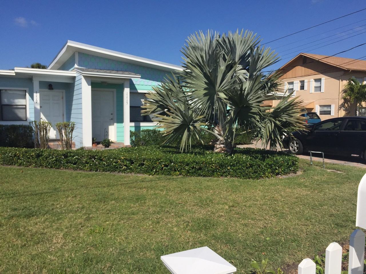 1115 S Banana River Dr - Photo 2 of 9