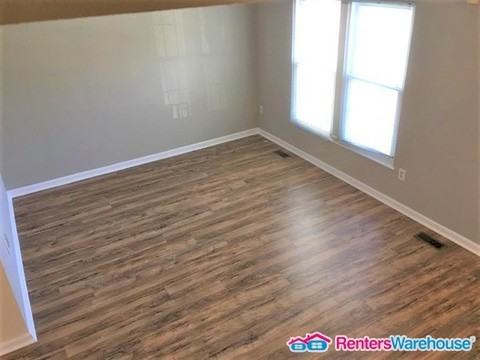 5308 Castlestone Dr - Photo 3 of 17