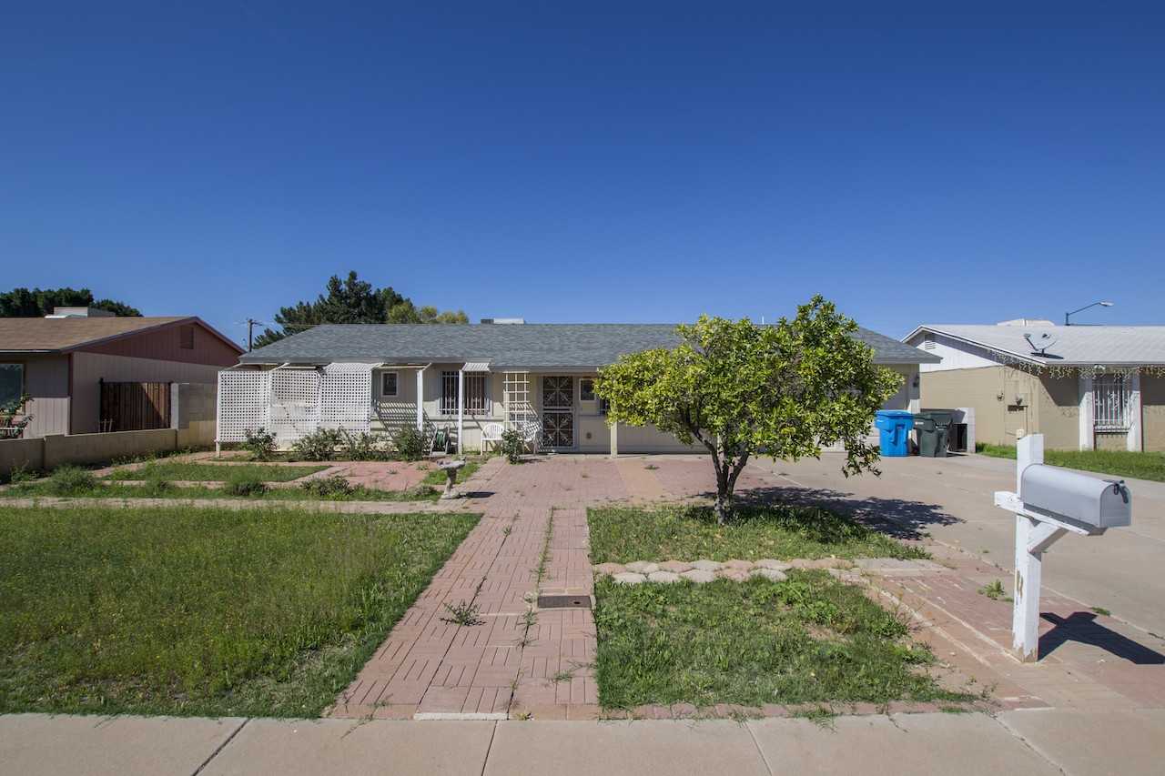 5208 S 40th Pl - Photo 2 of 13