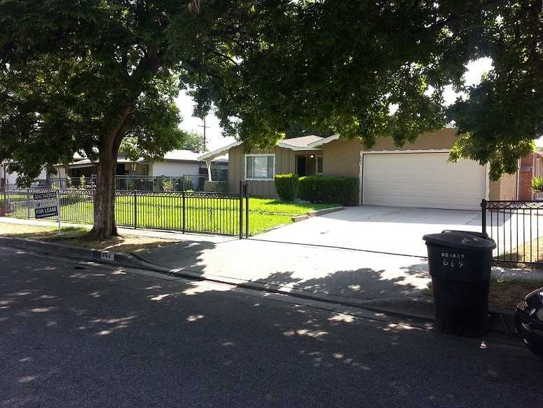 664 N Rosalind St - Photo 2 of 15