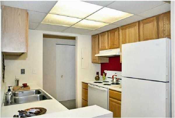 701 Heritage Hill Dr - Photo 2 of 4