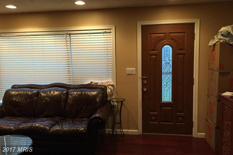 7948 Oak Rd - Photo 2 of 10