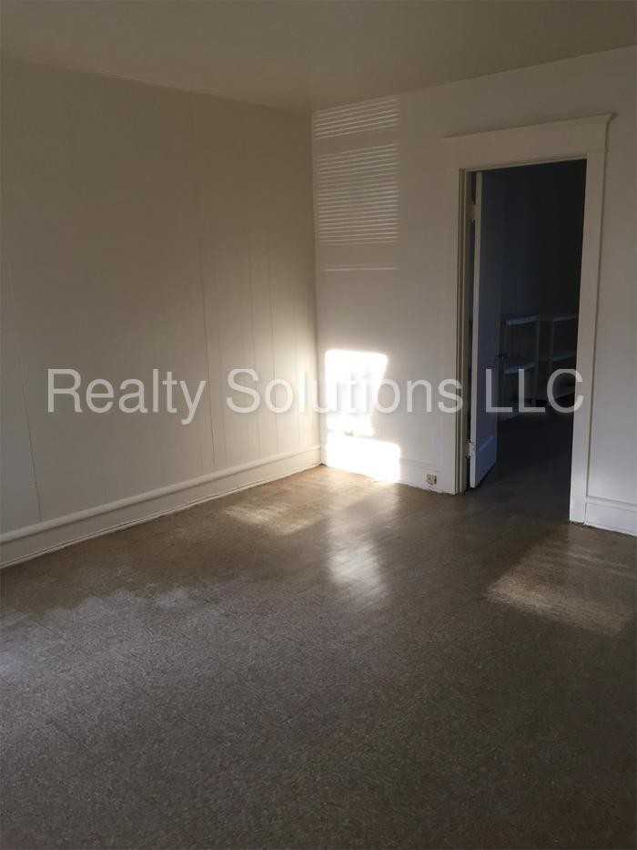 426 N 40th St #A - Photo 2 of 13