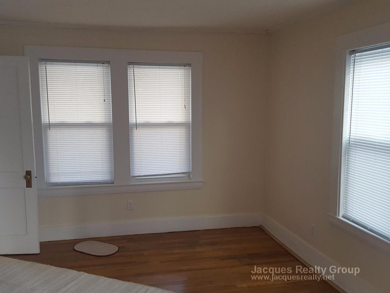 11 Pine St 1 - Photo 2 of 6