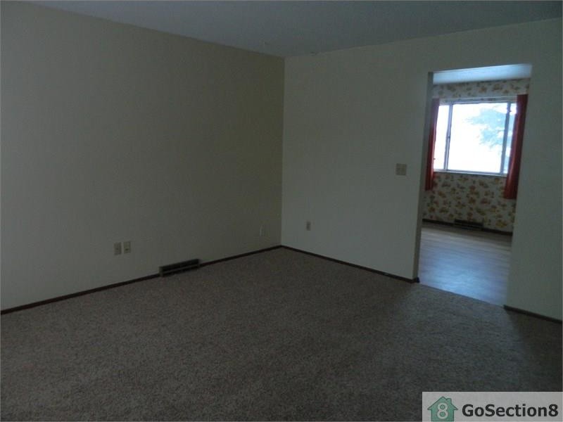6833 William Dr - Photo 2 of 12