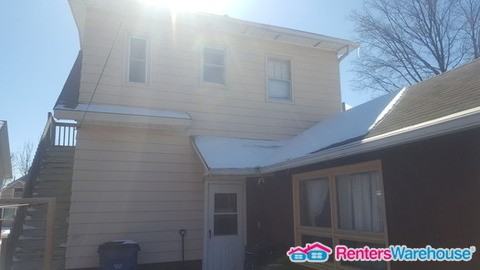 1521 Garfield Ct - Photo 3 of 9