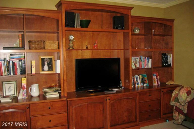 109 Lucy Long Ct - Photo 3 of 7