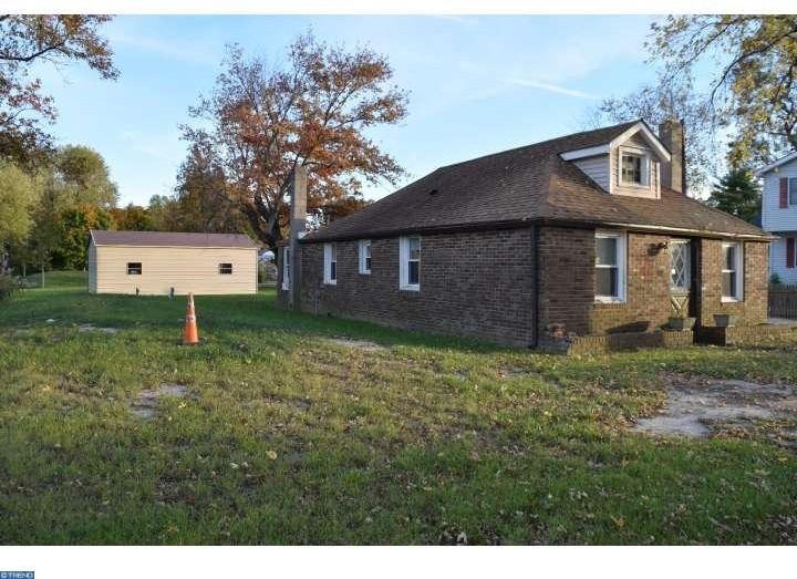 10 S Locust Ave - Photo 3 of 7