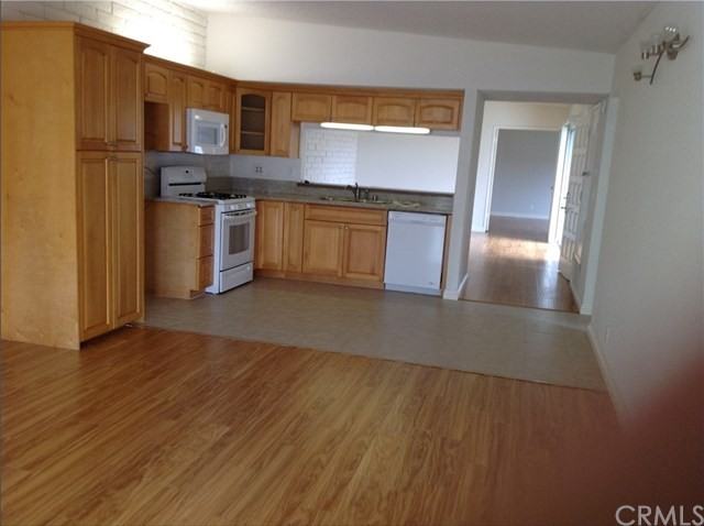 1821 Alsuna Ln - Photo 3 of 9