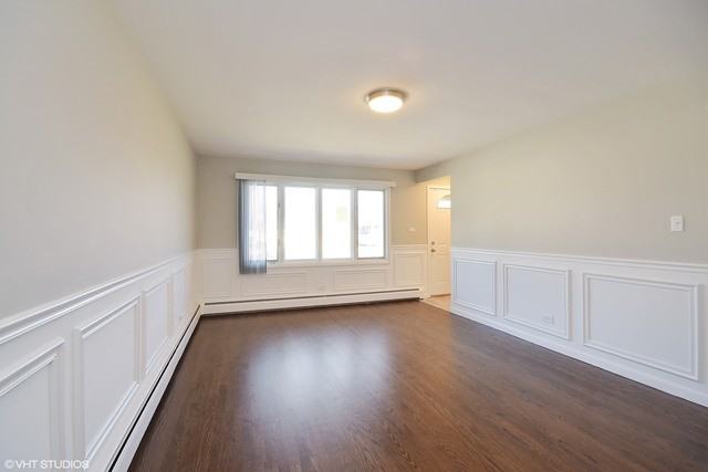17034 Henry St - Photo 3 of 13