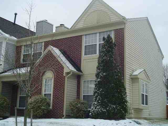 800-812 Waterford Dr - Photo 2 of 4