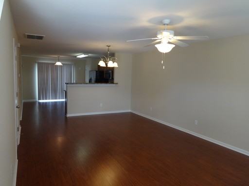 10 Twelve Oaks Rd - Photo 2 of 9