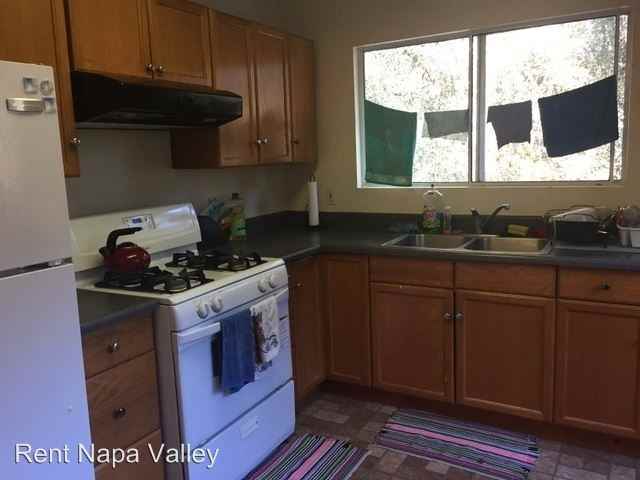 1012 White Cottage Rd N - Photo 3 of 7