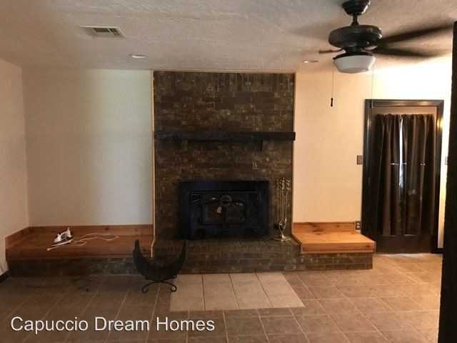 6105 SE Bishop Rd - Photo 3 of 19