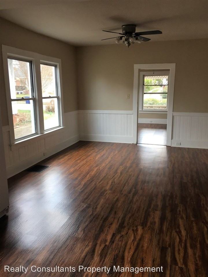 136 Wheeler St - Photo 3 of 17