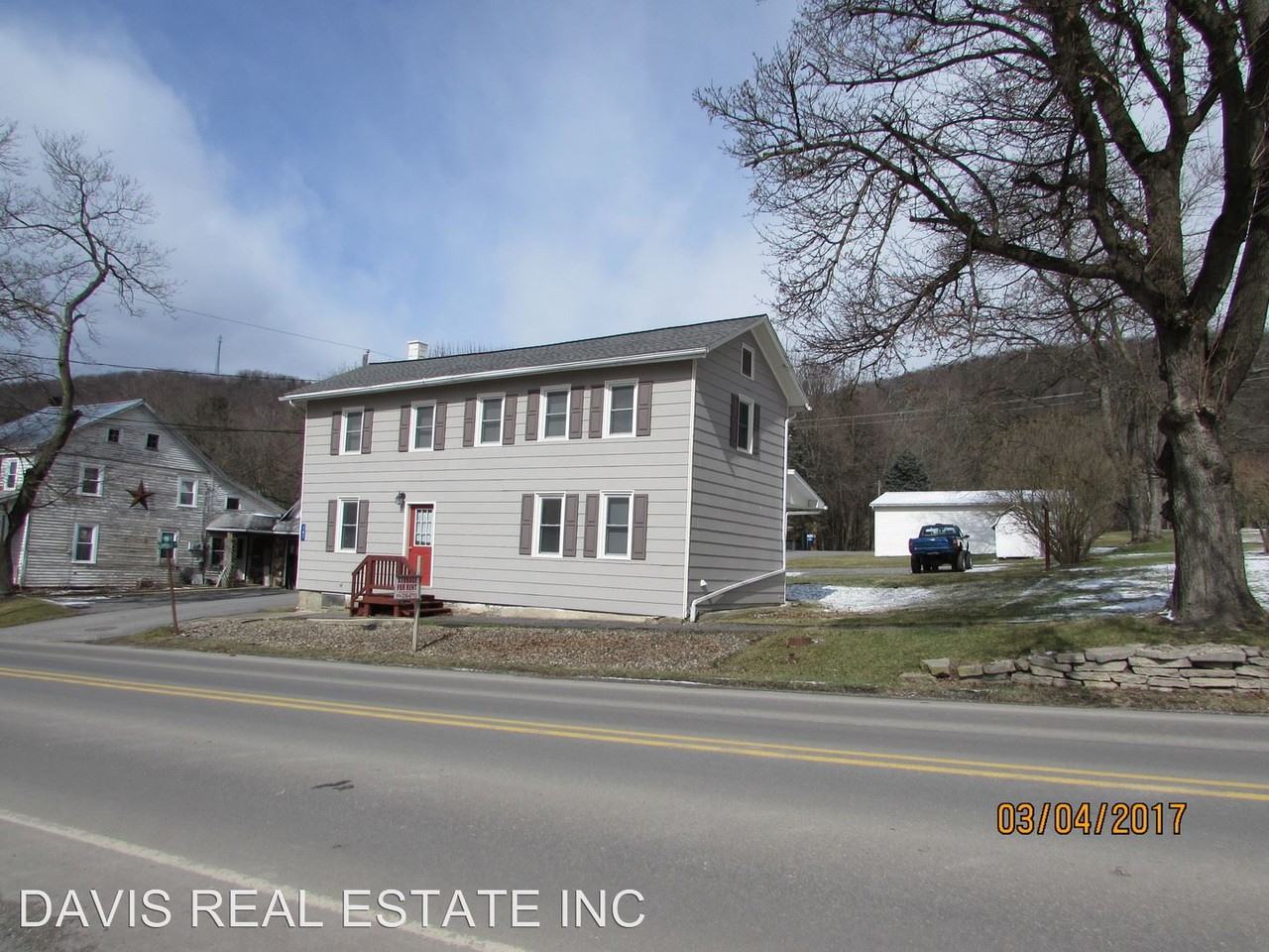 405-145 E Main St - Photo 2 of 20