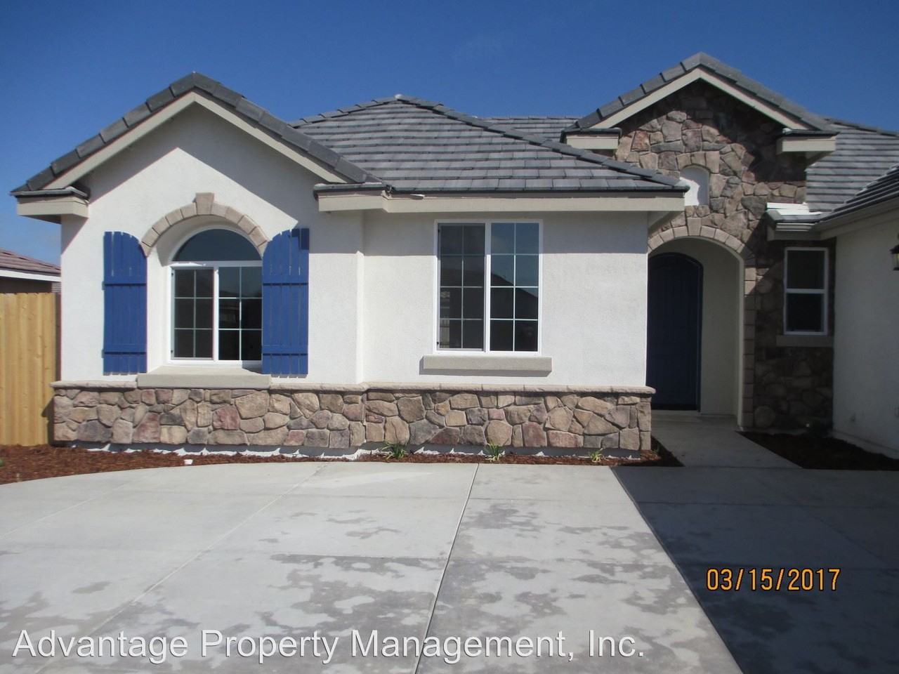 1877 Silva Dr - Photo 2 of 26