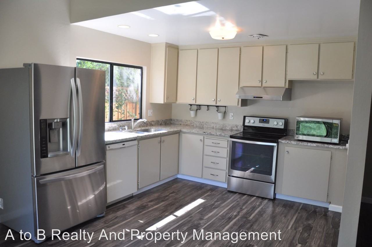 3122 Remington Way - Photo 2 of 17