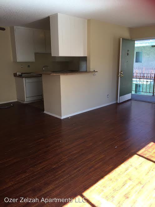 5417 & 5425 Zelzah Avenue - Photo 2 of 5