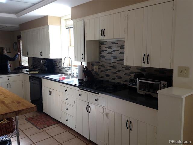 29033 Valley View Rd - Photo 3 of 17