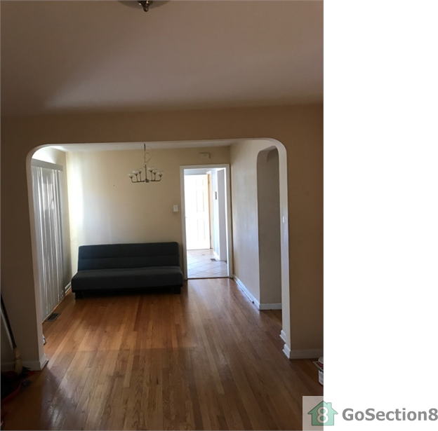 14320 S Emerald Ave - Photo 3 of 3