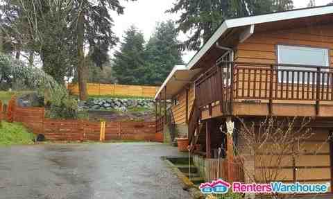 14915 58th Ave S - Photo 3 of 24