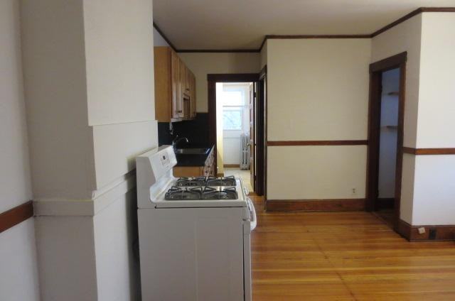 18 Arch St - Photo 3 of 6