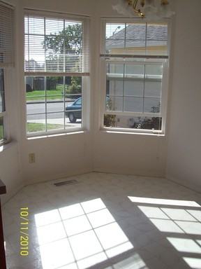 786 8th St - Photo 3 of 5