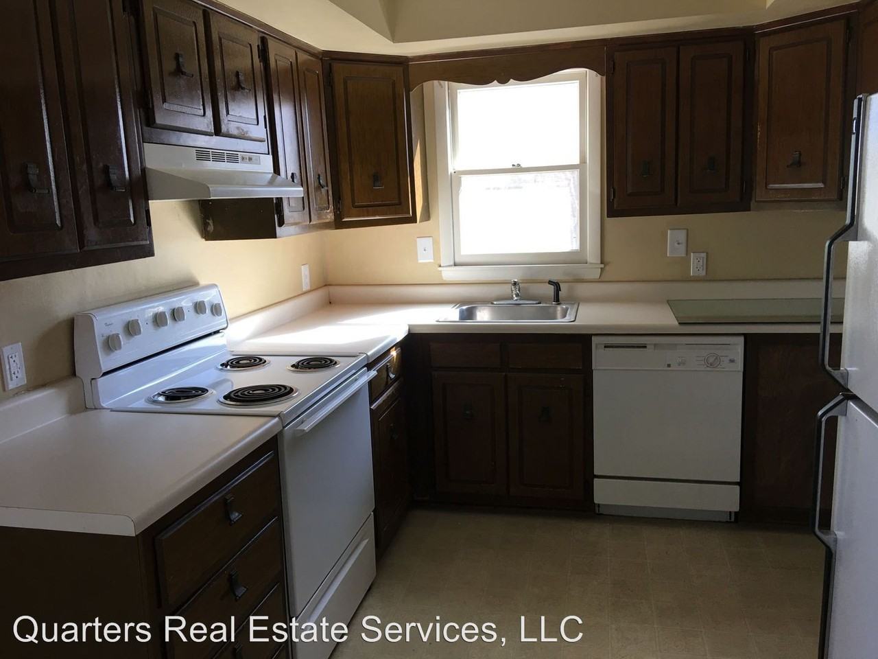 2800-2898 Willow Cove Dr - Photo 3 of 9