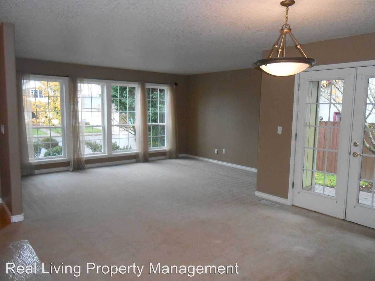 771 E Heritage Loop - Photo 3 of 18