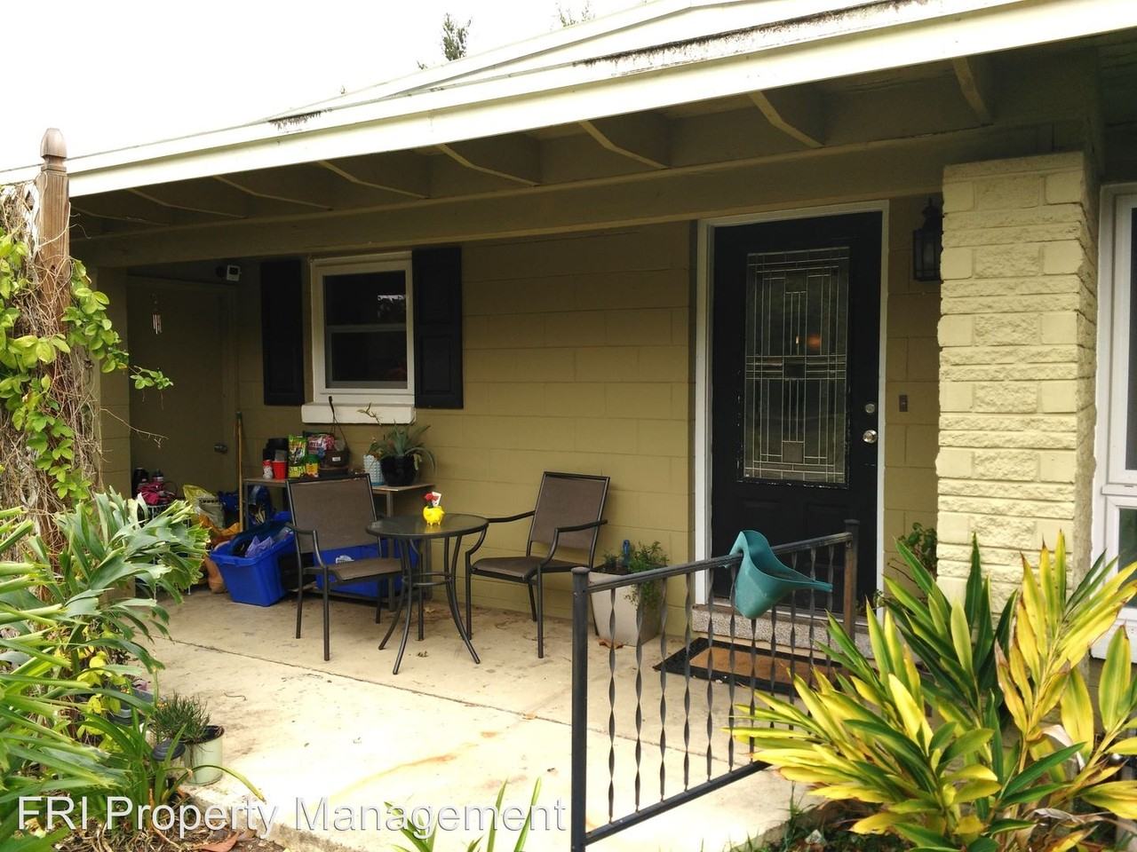 156 Pinecrest Dr - Photo 3 of 12