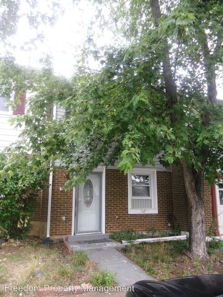 7608 Somerset Ln - Photo 2 of 13