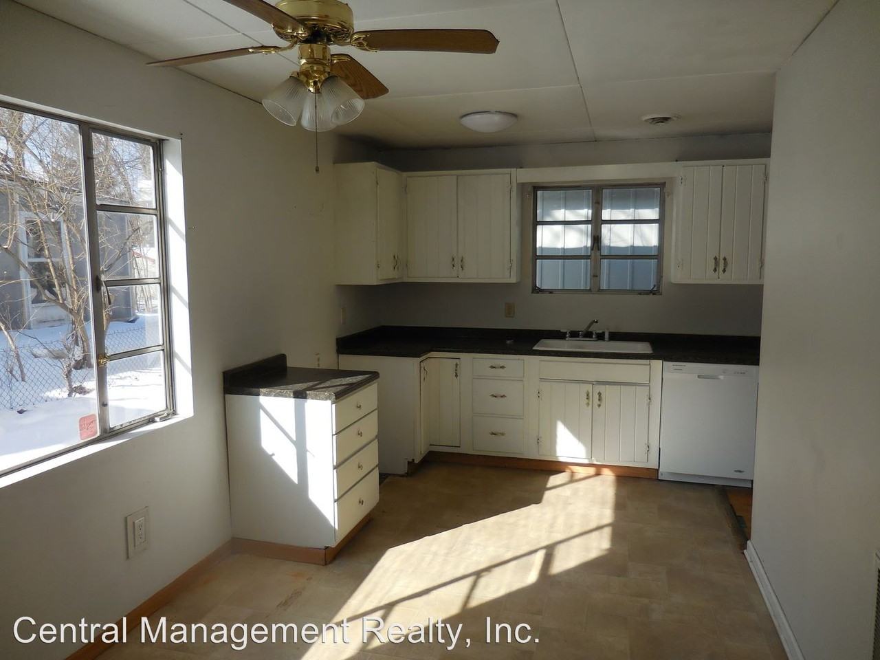 2417 Sampson St - Photo 2 of 9