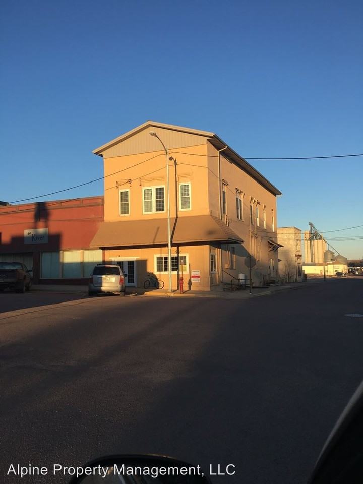 100 E 6th St - Photo 2 of 10