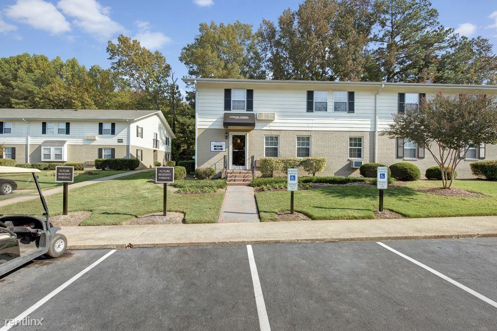 Arbor Creek Apartments - Photo 2 of 21